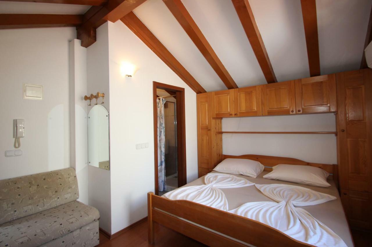 Appartments Mali Raj Vrsar Exteriér fotografie