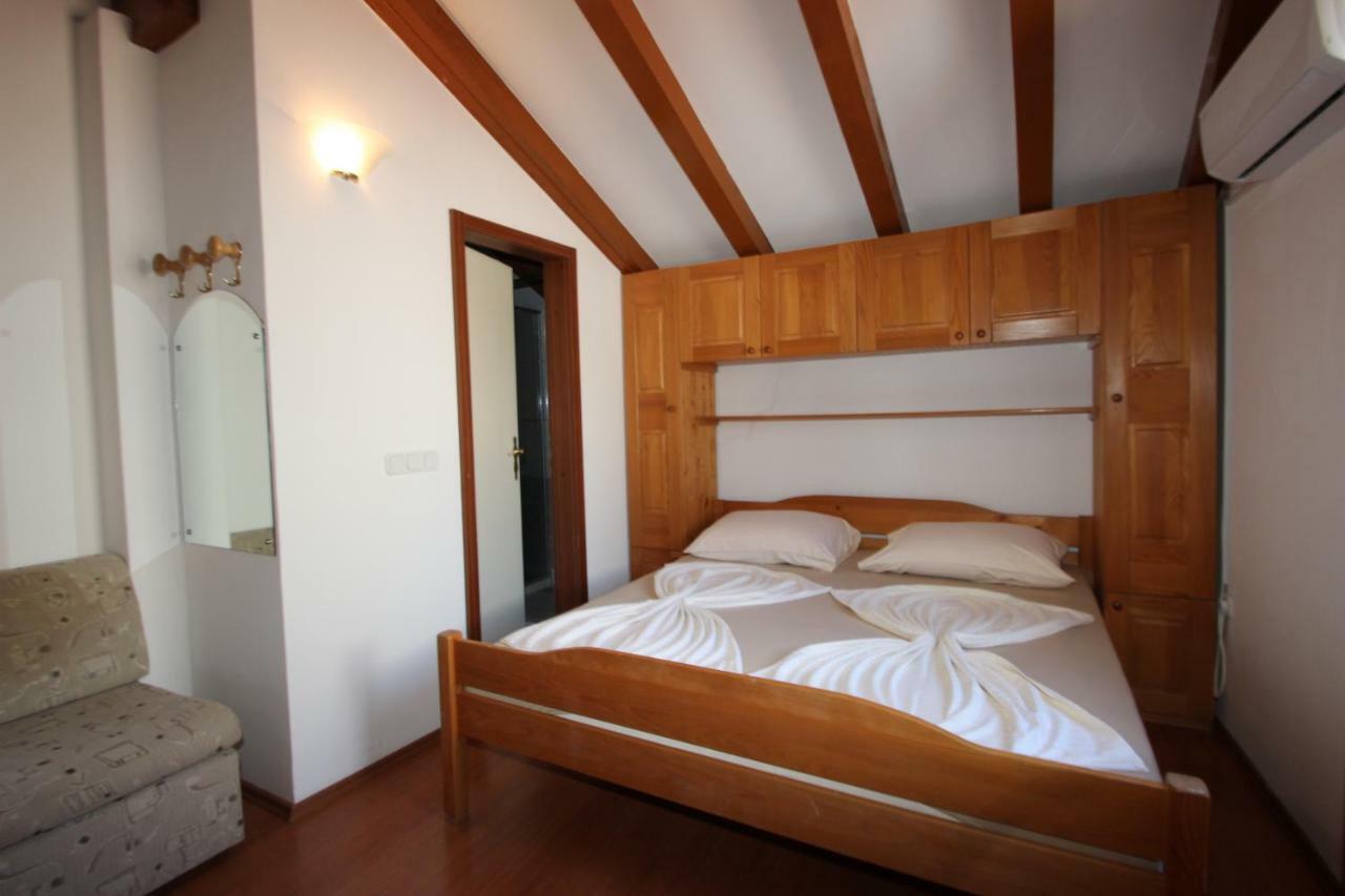 Appartments Mali Raj Vrsar Exteriér fotografie